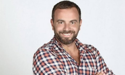 Βασίλης Καλλίδης: Ποια γεύση του θυμίζουν τα Χριστούγεννα; (Photos)