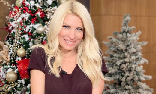 Eλένη Μενεγάκη: Η γλυκιά ευχή της για τη νέα χρονιά έγινε μέσα από το Instagram! (Photos)