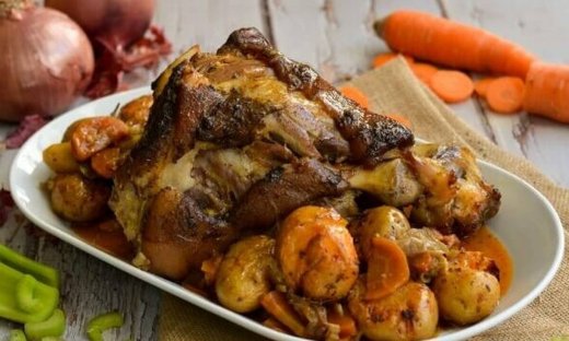 Κότσι χοιρινό από τον Τσούλη! 