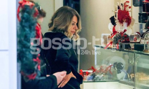 Η Έλλη Στάη στην πιο casual εκδοχή της (photos)