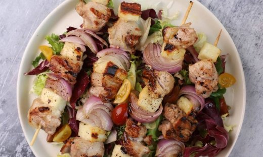 Αρνίσια σουβλάκια από τον Γιώργο Τσούλη