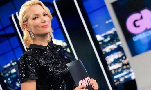 Βίκυ Καγιά: Έκοψε τα μαλλιά της στο Παρίσι και ποζάρει με το νέο της λουκ! (photos)