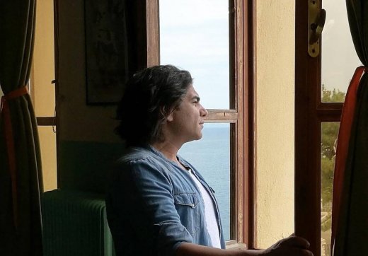 Νίκος Κουρκούλης: Ραγίζει καρδιές το μήνυμά του: «Η Παναγιά μου και ο στύλος μου ήσουν και θα είσαι»