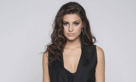 8 λέξεις: Ο Μιχαήλ απατά τη Ρωξάνη! (photos)