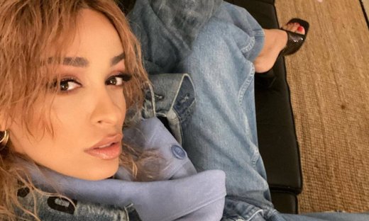 Σίγουρα είδες την κολασμένη πόζα της Φουρέιρα στην Καλιφόρνια αλλά ποια διάσημη τη σχολίασε;