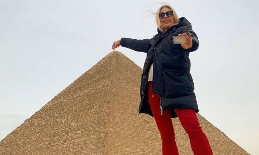 Σμαράγδα Καρύδη: Αυτή είναι η ηλικία της και δεν της φαίνεται καθόλου!