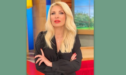 Ελένη Μενεγάκη: Αυτή την εμφάνισή της σίγουρα δεν την περίμενε κανείς και δείτε γιατί 