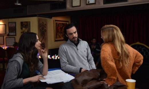 Αν ήμουν πλούσιος: Ο Μάνος και η Σμαράγδα βγαίνουν από το κρατητήριο