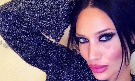 Αθηνά Πικράκη: Η απίστευτη αλλαγή στα μαλλιά της (Photos)