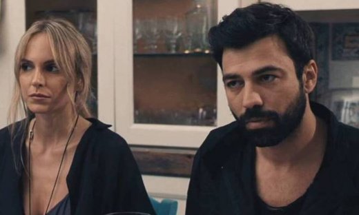 8 λέξεις: Δύσκολες ώρες για τον Οδυσσέα και την Έρση - Σώθηκαν στο παρά ένα από την πυρκαγιά 