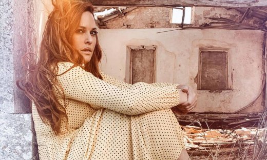 To sexy φόρεμα της Σίσσυς Χρηστίδου είναι ό,τι καλύτερο είδαμε σήμερα στο news feed μας