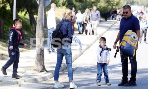 Η Σκορδά μετά την καραντίνα πήγε τα παιδιά στον Γιώργο Λιάγκα! Φωτό από το σπίτι του παρουσιαστή