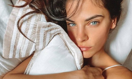 Η Χριστίνα Μπόμπα τρόλαρε την κατάσταση που βιώνουμε με τον πιο αστείο τρόπο