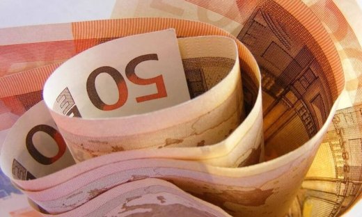 Κορονοϊός - Επίδομα 800 ευρώ: Πότε θα καταβληθεί στους δικαιούχους - Οι ημερομηνίες για διορθώσεις