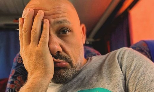 Νίκος Μουτσινάς: To βίντεο της επιστροφής του έγινε viral! Θα «κλάψεις» από τα γέλια (Video)