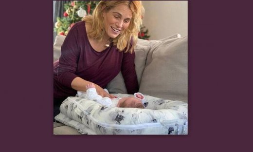 Τζένη Μπότση: Θα εκπλαγείς με τη νέα φώτο με την κορούλα της (Photos)