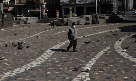 Κορωνοϊός: Οι ηλικιωμένοι δεν θα βγουν σύντομα έξω - Ποιοι θα κάνουν πρώτα τα μαζικά τεστ