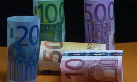 Κορωνοϊός: Ποιοι θα πάρουν τα 800 ευρώ και τον Μάιο