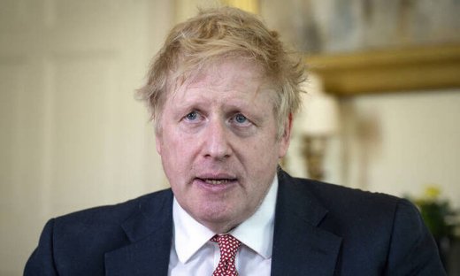 Κορωνοϊός: Αντιμέτωπος με ένα σημαντικό δίλημμα ο Μπόρις Τζόνσον 
