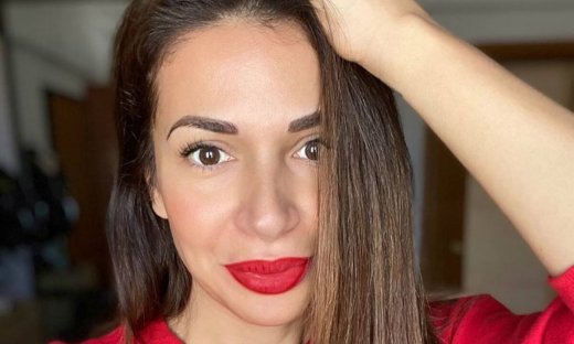 Ελένη Χατζίδου: Ο λόγος που δίνει καθημερινή μάχη με την κόρη της δεν θα σας ξαφνιάσει (pics)