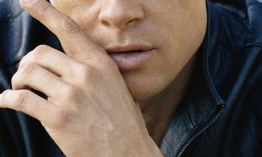 Αυτός ο άντρας κατάφερε να κάνει mainstream το κάθε του χτένισμα