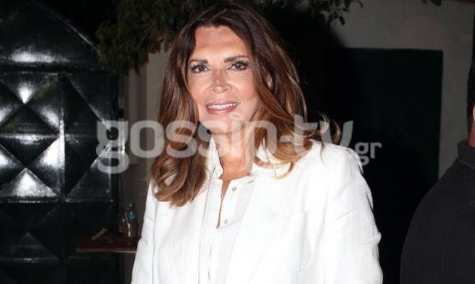 Μιμή Ντενίση: Το κλασικό αρχοντικό σπίτι της θα σε ξετρελάνει! Οι γωνίες που λατρέψαμε (pics & vid)