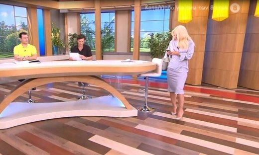 Ελένη Μενεγάκη: Το τηλεφώνημα on air για την εντυπωσιακή εμφάνισή της (Video & Photos)