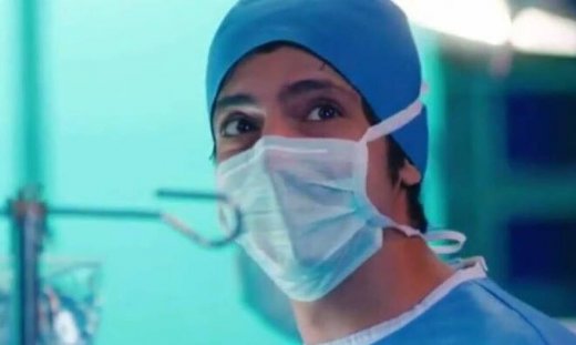 Ο Γιατρός, Η Ιστορία Ενός Θαύματος: Ο Αλί επιτέλους γεμίζει αυτοπεποίθηση και δίνει σπουδαίες λύσεις