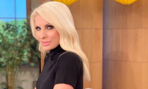 «Δεν έχω συνειδητοποιήσει ακόμα πως θα ανοίξω του χρόνου την τηλεόραση και δεν θα δω Ελένη» (photos)