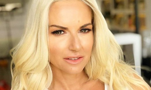 Αγνώριστη η Μαρία Μπεκατώρου: Οι φωτογραφίες πριν από 10 χρόνια αποκαλύπτουν τη μεγάλη αλλαγή