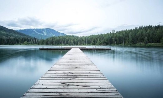 Ψαράδες έκαναν βόλτα σε λίμνη! «Πάγωσαν» με αυτό που βρήκαν στις όχθες της (pics)