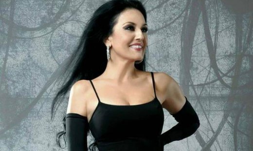 Ελένη Φιλίνη: «Το '80 είχαμε το AIDS, τώρα ούτε να φιληθείς μπορείς»