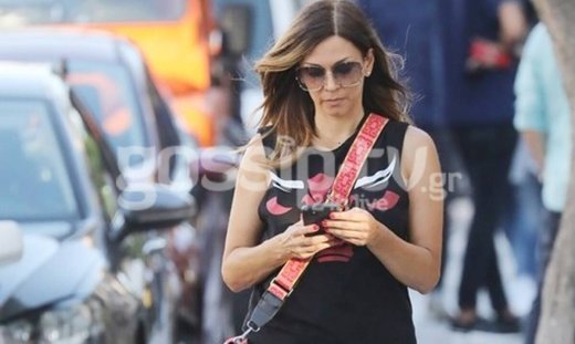 Έλλη Κοκκίνου: Έχεις δει τι φορά σε πρωινή βόλτα της; Θα ξετρελαθείς!   