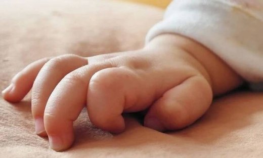 Φρίκη: Βασάνισαν μέχρι θανάτου το μόλις ενός έτους μωρό τους (pics)