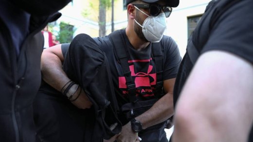 Επίθεση με βιτριόλι: Τι αποκαλύπτει ο διάλογος της 35χρονης με τηλεφωνήτρια ραδιοταξί 