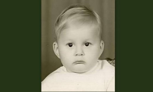 Άγριες Μέλισσες: Πρωταγωνιστής έχει γενέθλια και γίνεται πενηντάρης!  