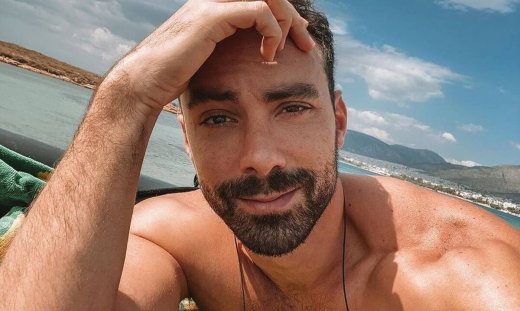 Σάκης Τανιμανίδης: Θύμα διαδικτυακής απάτης: «Δεν έχω καμία σχέση» 