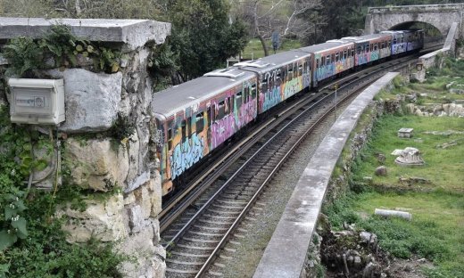 Εκτροχιάστηκε συρμός του ΗΣΑΠ στην Κηφισιά - Οκτώ τραυματίες