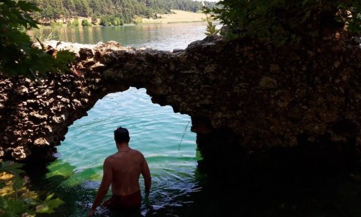 Λίμνη Δόξα: Το μέρος που πρέπει να πας φέτος το καλοκαίρι