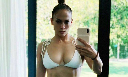 Οι πρώτες φωτό από τις διακοπές της Jennifer Lopez στην Κρήτη! (photos)