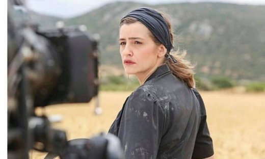 Άγριες Μέλισσες:Η Λενιώ αδυνάτισε κι άλλο-Αυτές είναι οι πιο εντυπωσιακές φώτο