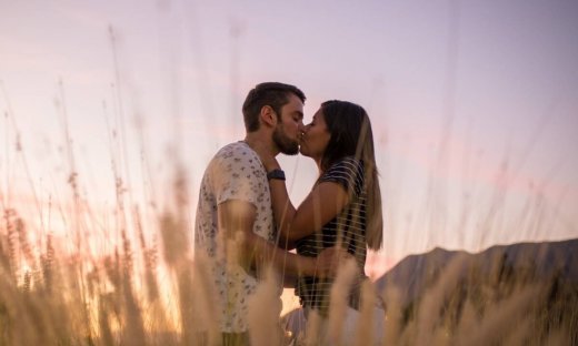 Υπάρχει ένα βασικό σημάδι που φανερώνει ότι σε θέλει
