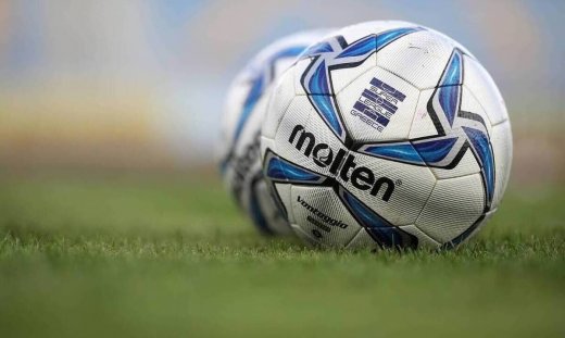 Πρεμιέρα στα πρωταθλήματα, τελικός στο Κύπελλο Ελλάδας