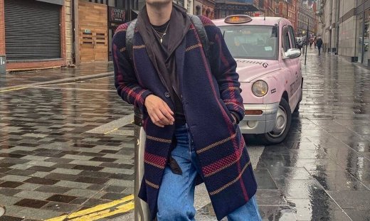 Από hairstylist των επωνύμων στην Αγγλία για σπουδές στην εγκληματολογία!