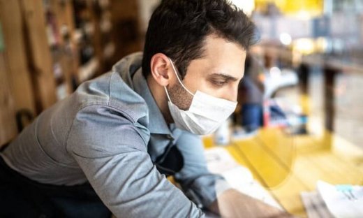 Αν φοράς μάσκα στο γραφείο, τότε σε αφορά