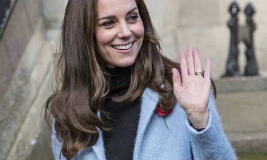 Το καρό πανωφόρι της Kate Middleton το χρειαζόμαστε όλες, φέτος