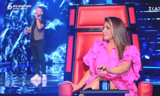 The Voice: Ο διαγωνιζόμενος ζητούσε από την Παπαρίζου να μην... τον κοιτάει!