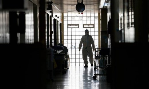 Κορονοϊός στην Ελλάδα: 453 κρούσματα και 13 νεκροί σε ένα 24ωρο - Στους 82 οι διασωληνωμένοι