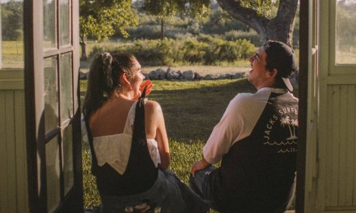 Οι τρεις εκφράσεις προσώπου που φανερώνουν ότι του αρέσεις