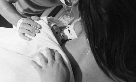 Απέκτησαν δεύτερο παιδί πριν ένα μήνα και δεν το πήρε κανείς χαμπάρι (pics)